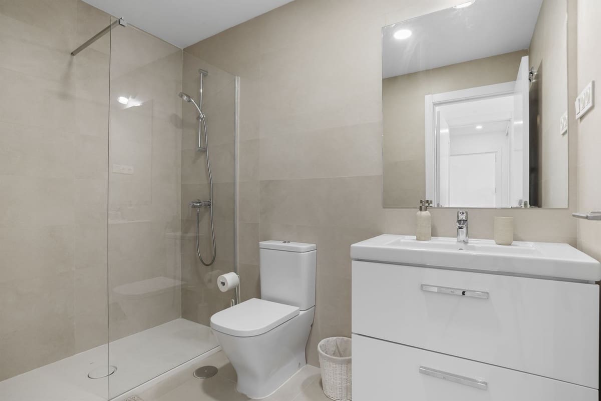 2 chambre Appartement à vendre à Malaga ville avec piscine garage - 400 000 € (Ref: 9132036)