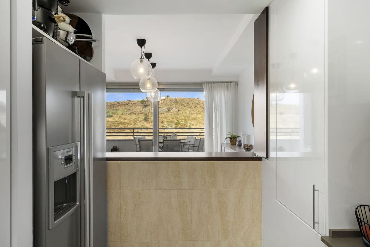 3 bedroom Apartment for sale in La Cala de Mijas with pool garage - € 525,000 (Ref: 9263931)