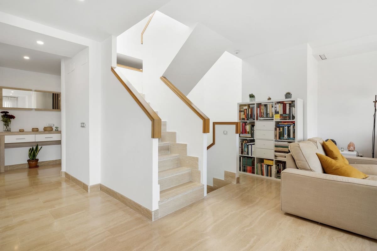 3 bedroom Apartment for sale in La Cala de Mijas with pool garage - € 525,000 (Ref: 9263931)