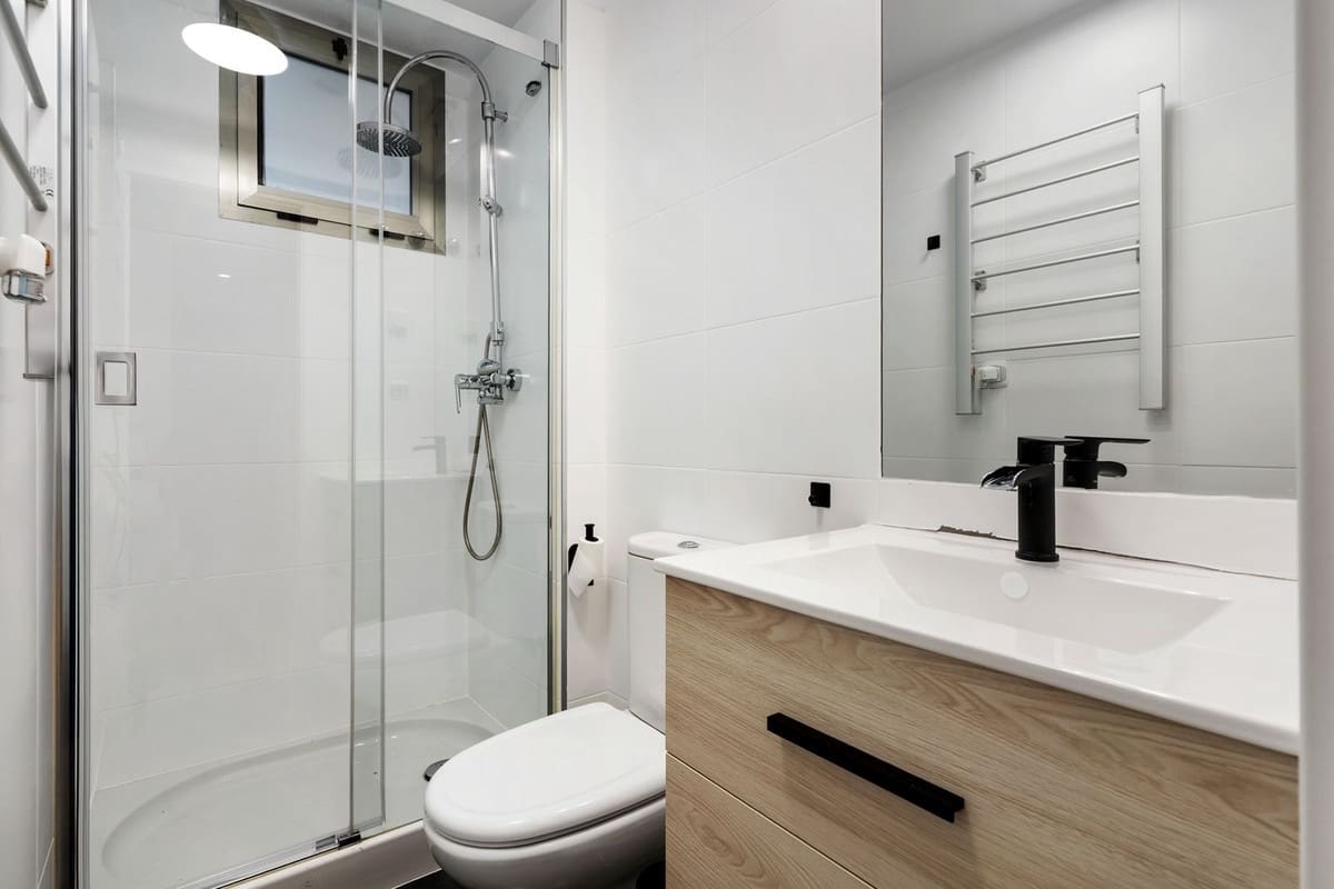 3 bedroom Apartment for sale in La Cala de Mijas with pool garage - € 525,000 (Ref: 9263931)