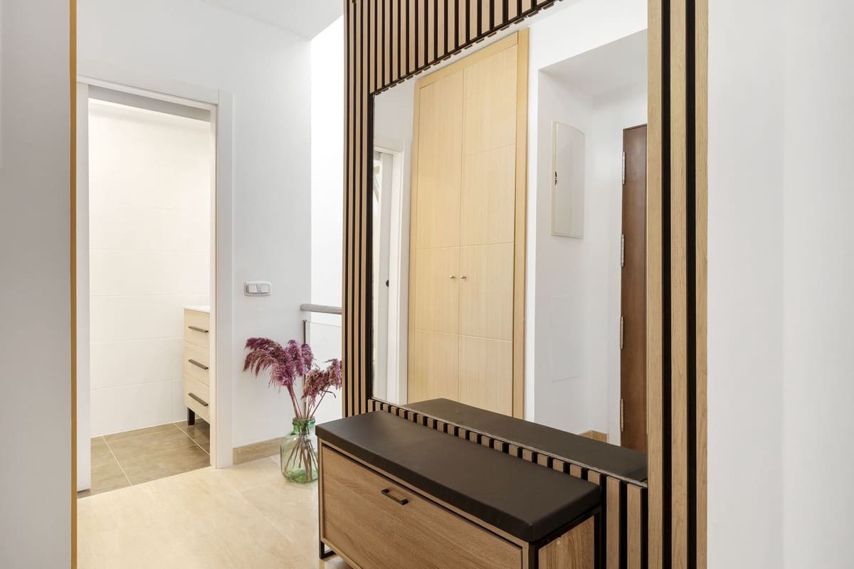 3 bedroom Apartment for sale in La Cala de Mijas with pool garage - € 525,000 (Ref: 9263931)