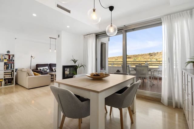 3 bedroom Apartment for sale in La Cala de Mijas, Mijas with pool garage - € 525,000 (Ref: 9263931)