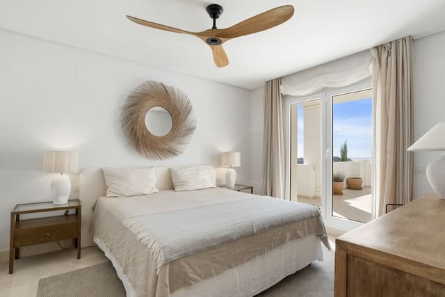 3 sypialnia Apartament na sprzedaż w Aloha Golf, Marbella z basenem garażem - 849 000 € (Ref: 9325249)