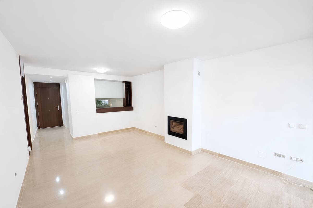 1 makuuhuone Huoneisto myytävänä paikassa La Cala de Mijas mukana uima-altaan 
autotalli - 259 000 € (Ref: 9388701)