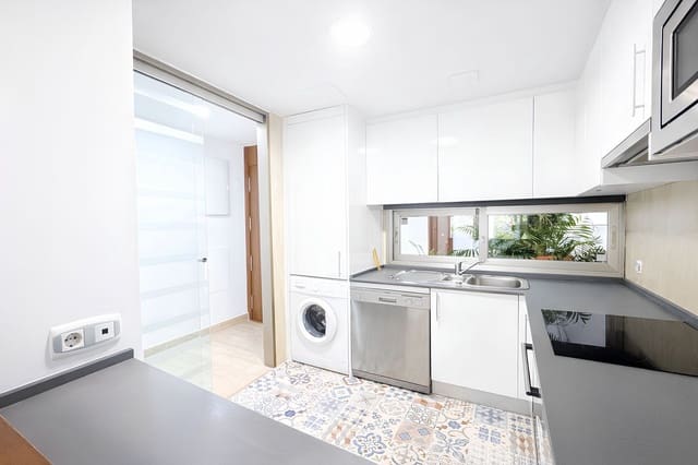 1 makuuhuone Huoneisto myytävänä paikassa La Cala de Mijas, Mijas mukana uima-altaan 
autotalli - 259 000 € (Ref: 9388701)