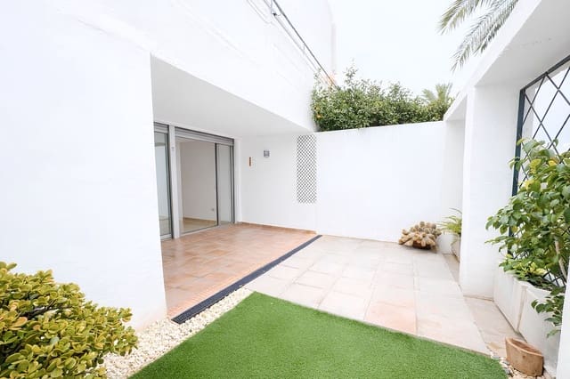1 makuuhuone Huoneisto myytävänä paikassa La Cala de Mijas, Mijas mukana uima-altaan 
autotalli - 259 000 € (Ref: 9388701)