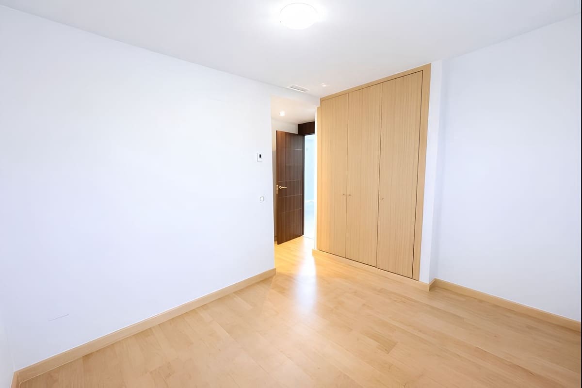 Apartamento de 2 habitaciones en La Cala de Mijas en venta con piscina garaje - 319.000 € (Ref: 9490077)