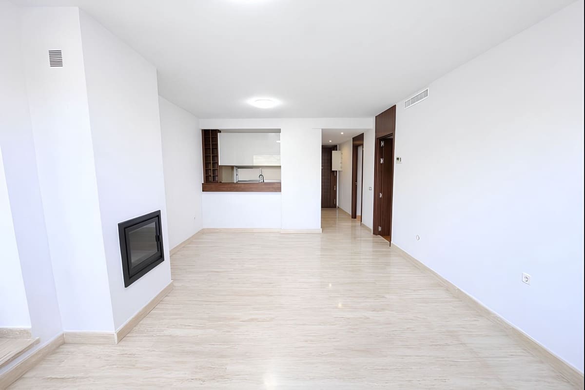 Apartamento de 2 habitaciones en La Cala de Mijas en venta con piscina garaje - 319.000 € (Ref: 9490077)