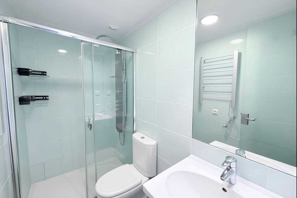 Apartamento de 2 habitaciones en La Cala de Mijas en venta con piscina garaje - 319.000 € (Ref: 9490077)