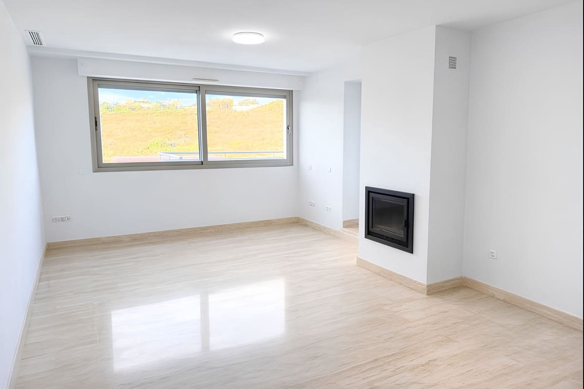 Apartamento de 2 habitaciones en La Cala de Mijas en venta con piscina garaje - 319.000 € (Ref: 9490077)