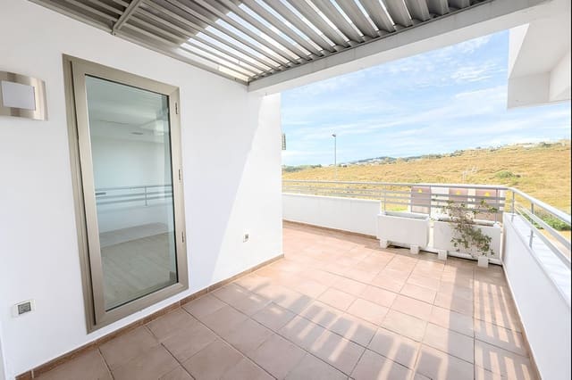 Apartamento de 2 habitaciones en La Cala de Mijas, Mijas en venta con piscina garaje - 319.000 € (Ref: 9490077)