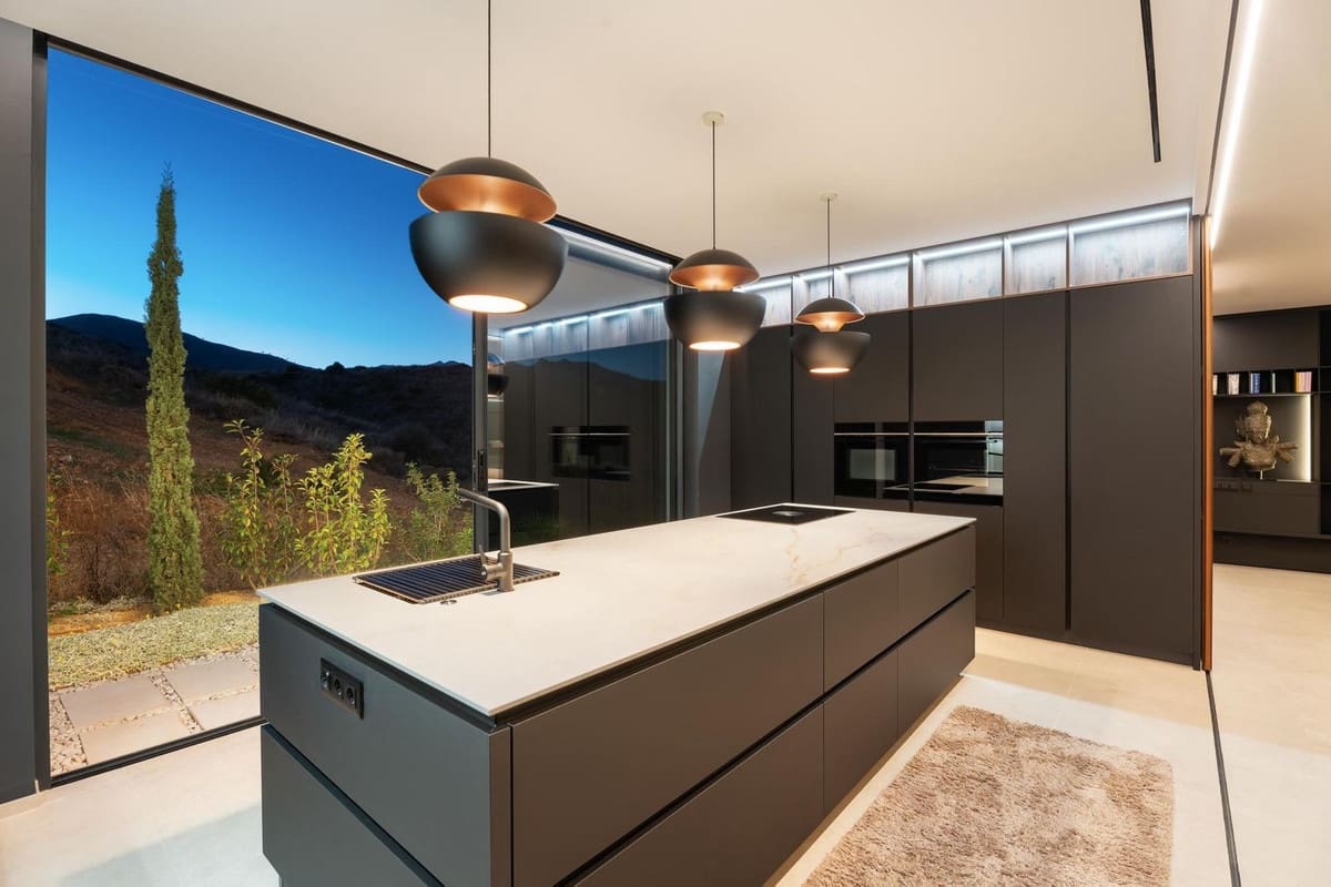 4 bedroom Villa for sale in La Cala Golf with pool garage - € 3,295,000 (Ref: 9557763)