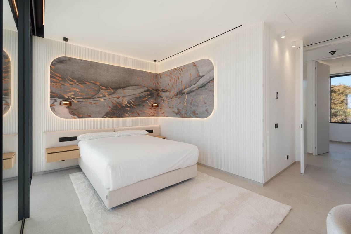 4 bedroom Villa for sale in La Cala Golf with pool garage - € 3,295,000 (Ref: 9557763)