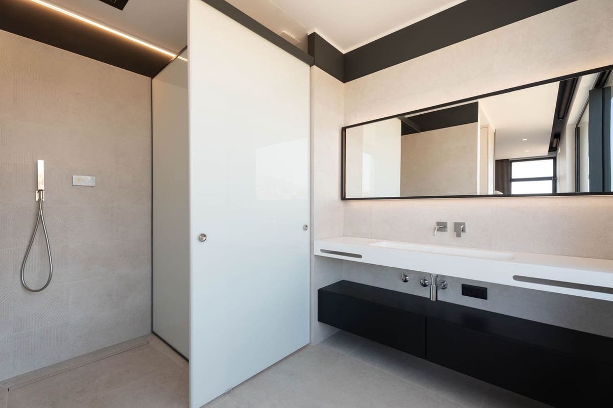 4 bedroom Villa for sale in La Cala Golf with pool garage - € 3,295,000 (Ref: 9557763)