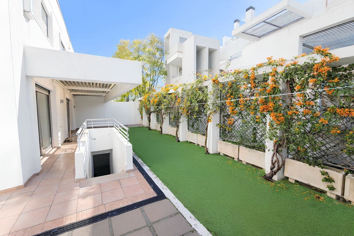 3 sovrum Lägenhet till salu i La Cala de Mijas med pool garage - 409 000 € (Ref: 9598092)