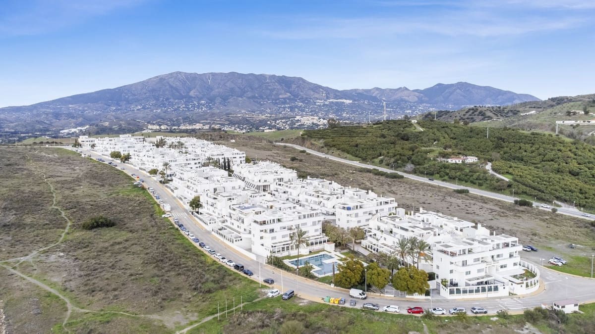 3 sovrum Lägenhet till salu i La Cala de Mijas med pool garage - 409 000 € (Ref: 9598092)