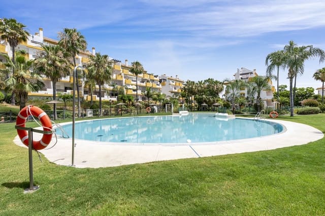 2 makuuhuone Huoneisto myytävänä paikassa La Cala de Mijas, Mijas mukana uima-altaan 
autotalli - 295 000 € (Ref: 9674734)