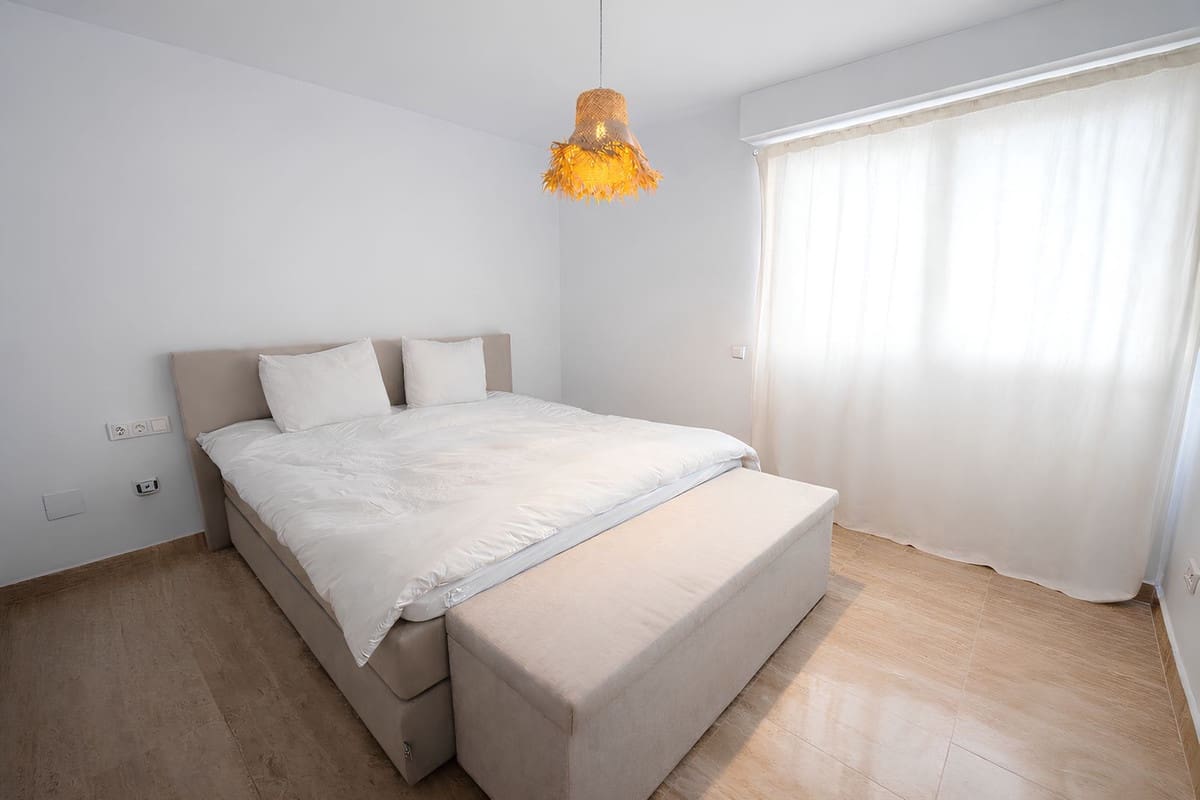 2 bedroom Apartment for sale in La Cala de Mijas with pool garage - € 450,000 (Ref: 9755039)