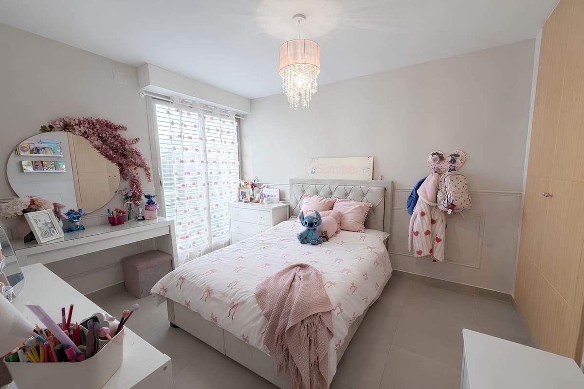 3 bedroom Apartment for sale in La Cala de Mijas with pool garage - € 475,000 (Ref: 9769075)