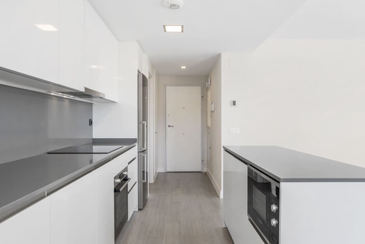 3 quarto Apartamento para venda em Puerto de la Torre com piscina garagem - 580 000 € (Ref: 9798137)