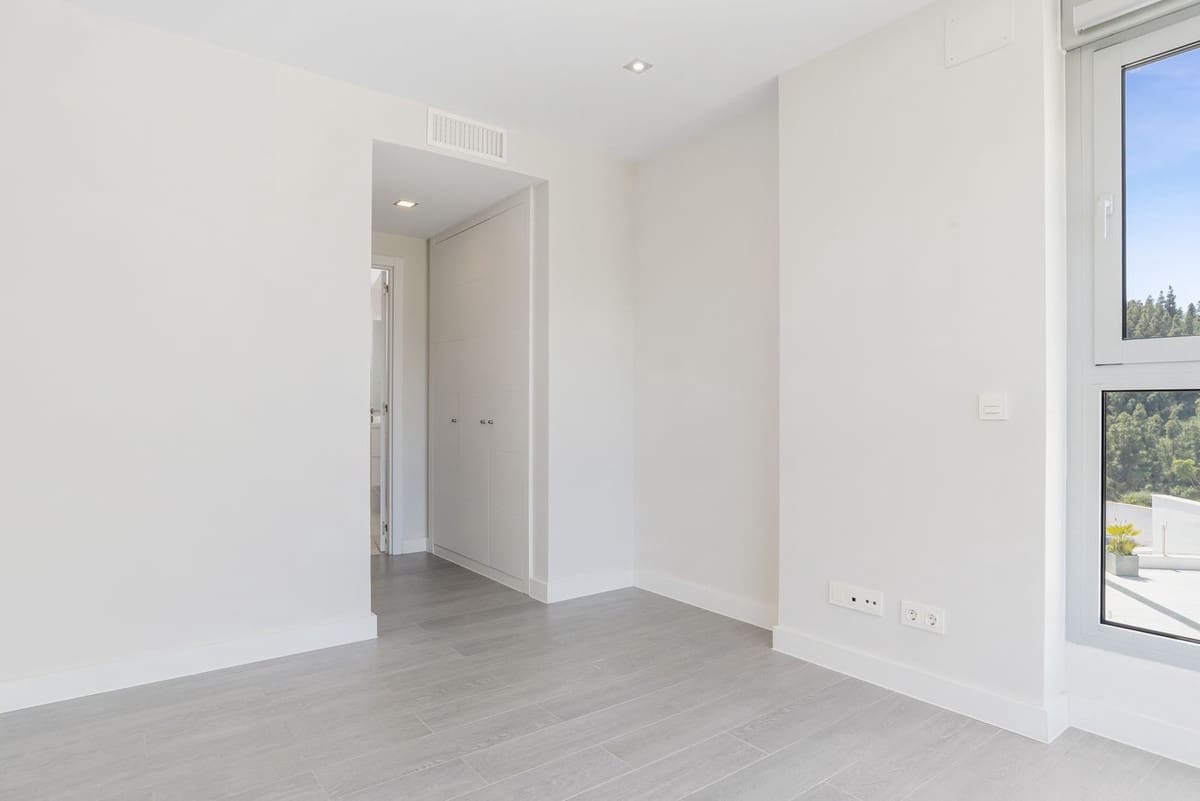 3 quarto Apartamento para venda em Puerto de la Torre com piscina garagem - 580 000 € (Ref: 9798137)