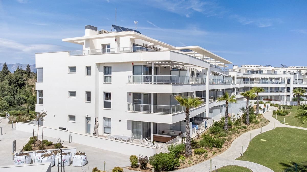 3 quarto Apartamento para venda em Puerto de la Torre com piscina garagem - 580 000 € (Ref: 9798137)