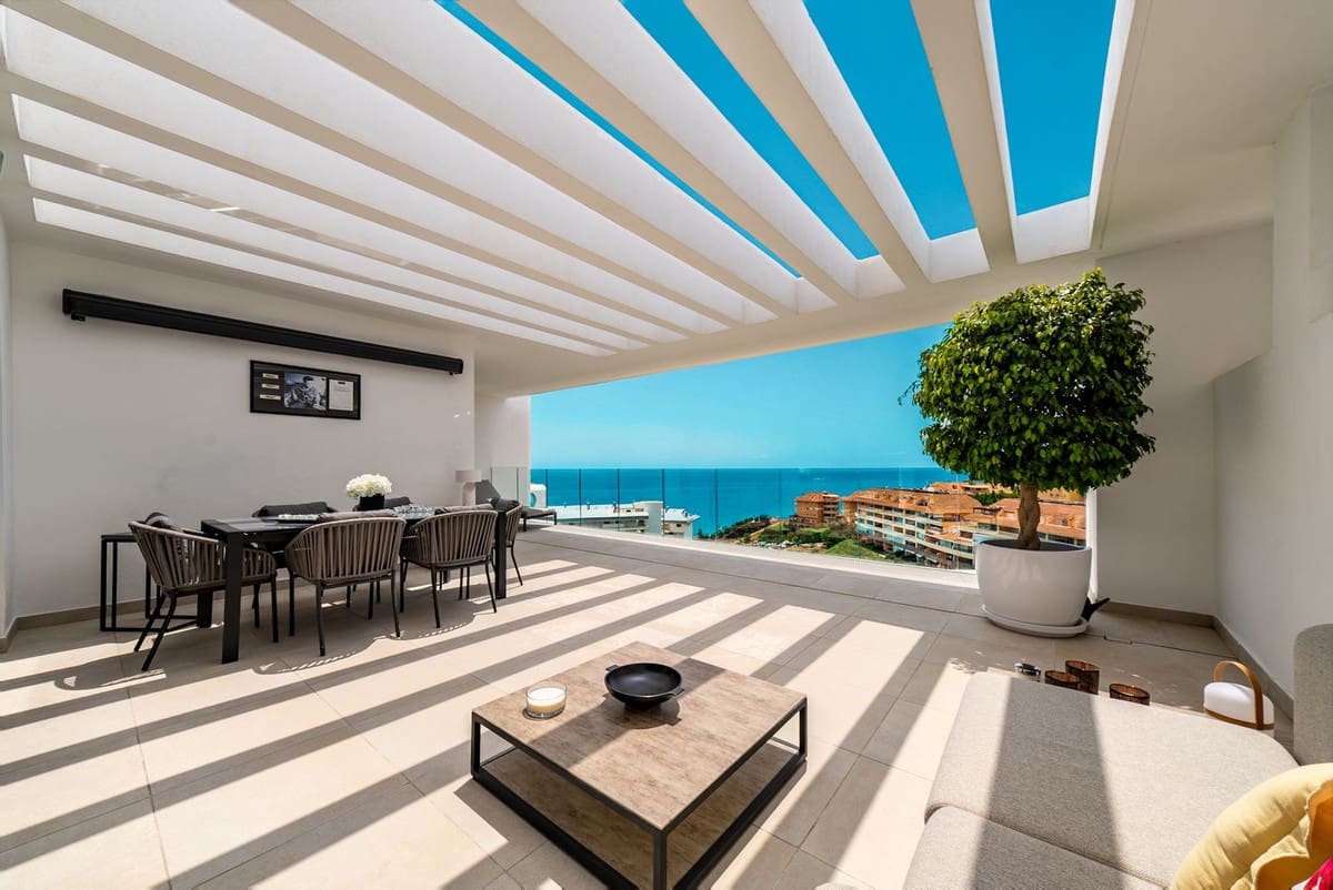 3 slaapkamer Appartement te koop in Carvajal met zwembad garage - € 1.350.000 (Ref: 9829756)