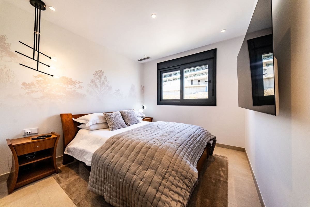 3 slaapkamer Appartement te koop in Carvajal met zwembad garage - € 1.350.000 (Ref: 9829756)