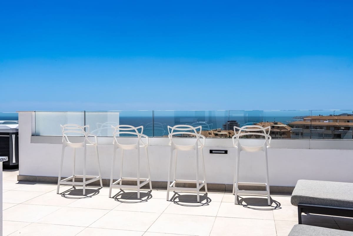 3 slaapkamer Appartement te koop in Carvajal met zwembad garage - € 1.275.000 (Ref: 9829756)