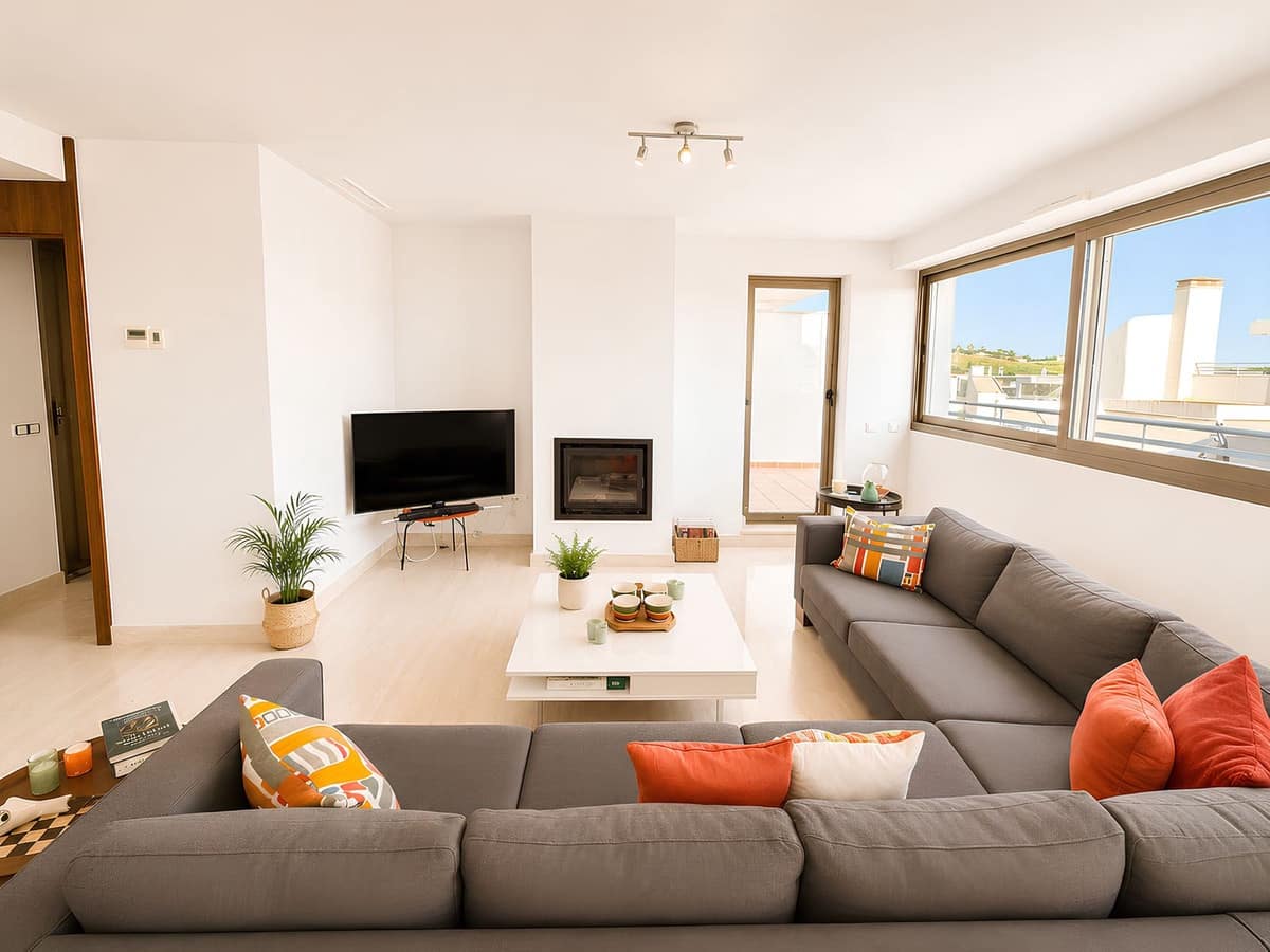 5 sovrum Lägenhet till salu i La Cala de Mijas med pool garage - 595 000 € (Ref: 9832300)