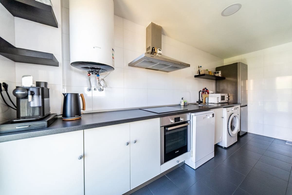 3 Zimmer Apartment zu verkaufen in Riviera del Sol mit Pool Garage - 349.000 € (Ref: 9854402)