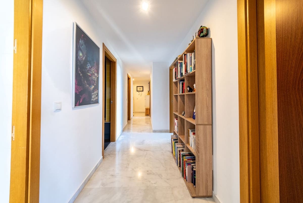 3 Zimmer Apartment zu verkaufen in Riviera del Sol mit Pool Garage - 349.000 € (Ref: 9854402)