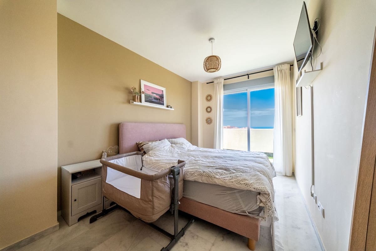 3 Zimmer Apartment zu verkaufen in Riviera del Sol mit Pool Garage - 349.000 € (Ref: 9854402)