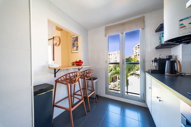 3 chambre Appartement à vendre à Riviera del Sol, Mijas avec piscine garage - 349 000 € (Ref: 9854402)