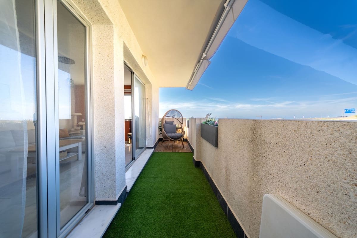 3 Zimmer Apartment zu verkaufen in Riviera del Sol mit Pool Garage - 349.000 € (Ref: 9854402)