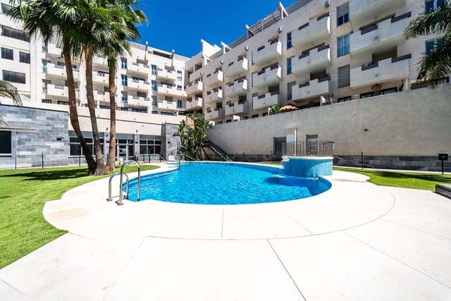 3 chambre Appartement à vendre à Riviera del Sol, Mijas avec piscine garage - 349 000 € (Ref: 9854402)