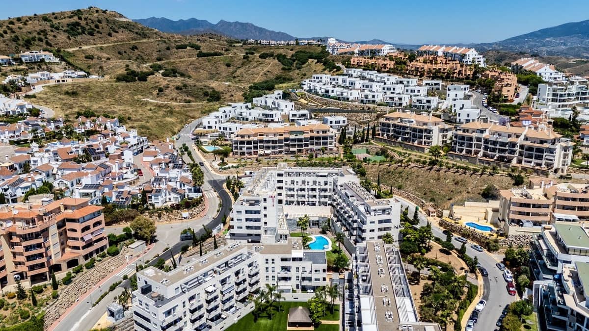 3 Zimmer Apartment zu verkaufen in Riviera del Sol mit Pool Garage - 349.000 € (Ref: 9854402)