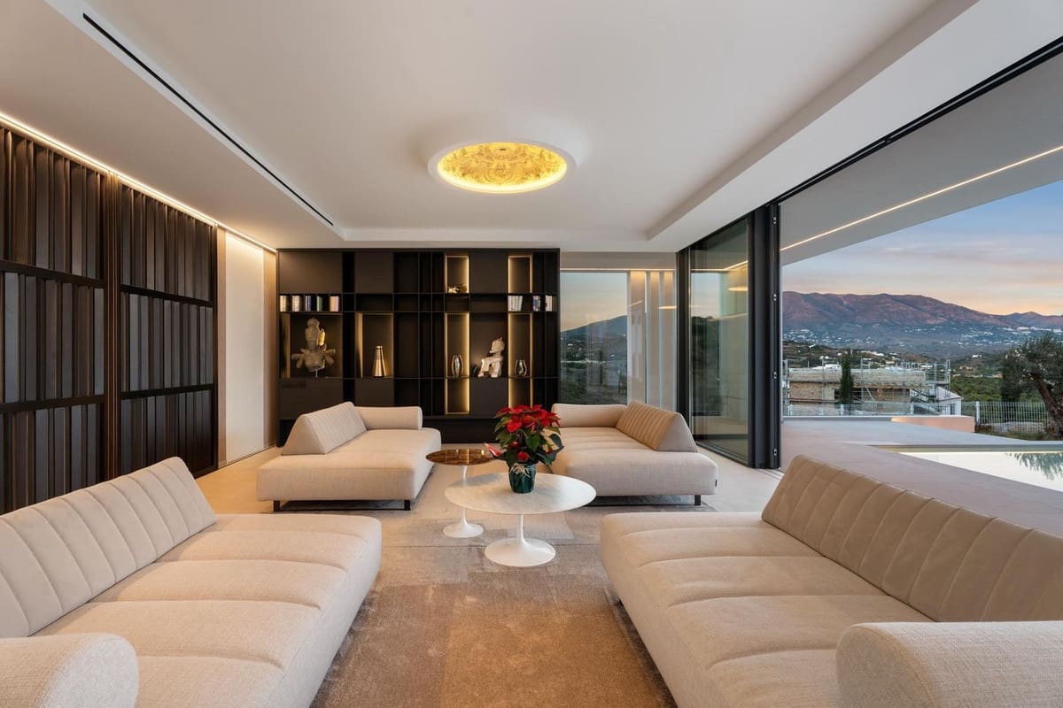 4 slaapkamer Villa te koop in La Cala Golf met zwembad garage - € 2.795.000 (Ref: 9879551)