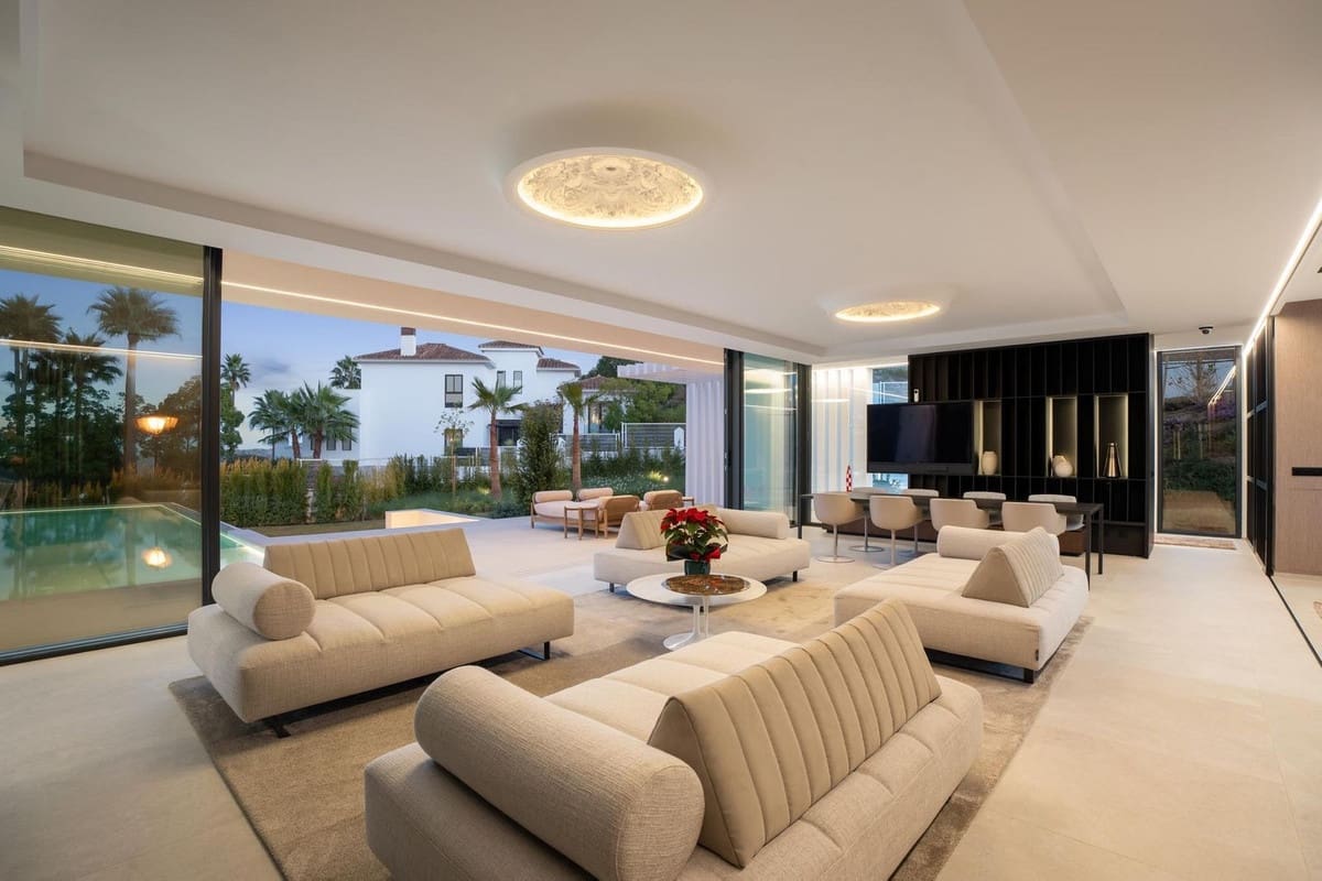 4 slaapkamer Villa te koop in La Cala Golf met zwembad garage - € 2.795.000 (Ref: 9879551)