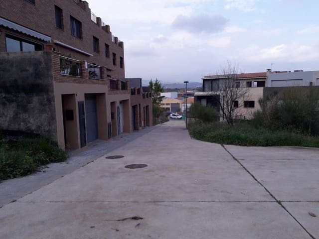 Byggetomt til salgs i Sentmenat - € 80 000 (Ref: 9509990)