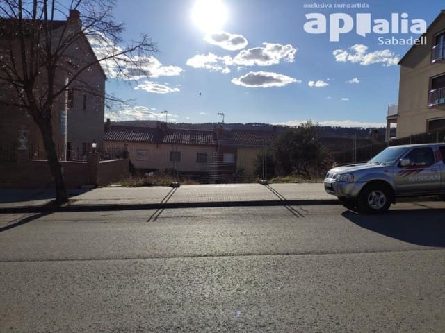 Byggetomt til salgs i Sentmenat - € 100 000 (Ref: 9509993)