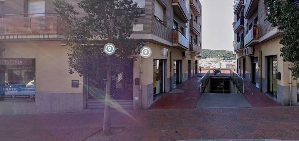 Commercial for sale in Sentmenat - € 140,000 (Ref: 9509994)