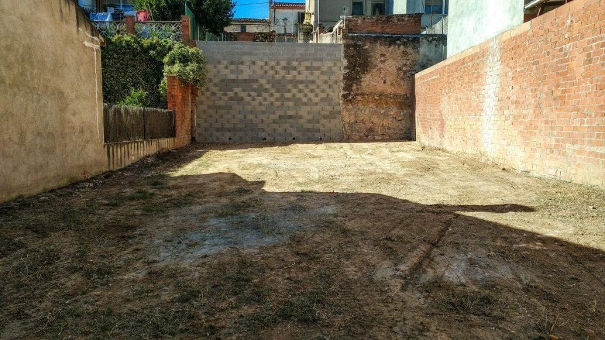 Byggetomt til salgs i Sentmenat - € 88 000 (Ref: 9509996)