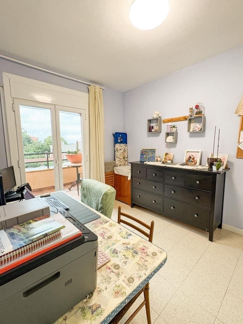 9 soveværelse Byhus til salg i Castellar del Valles med garage - € 399.000 (Ref: 9510002)