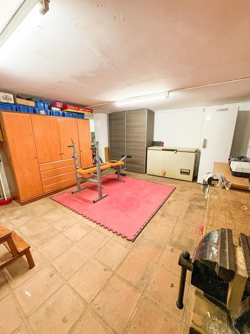 9 soveværelse Byhus til salg i Castellar del Valles med garage - € 399.000 (Ref: 9510002)