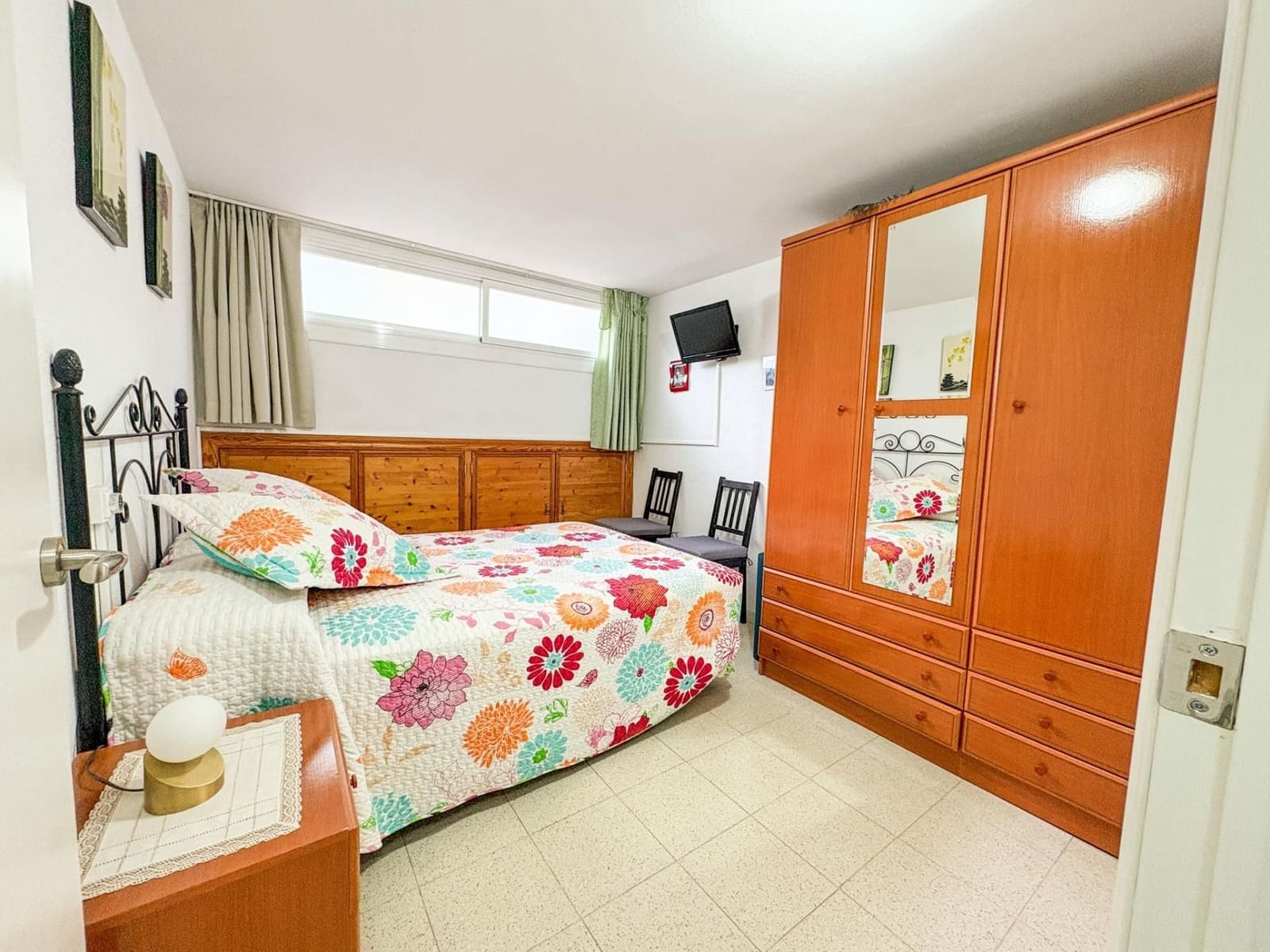 9 soveværelse Byhus til salg i Castellar del Valles med garage - € 399.000 (Ref: 9510002)