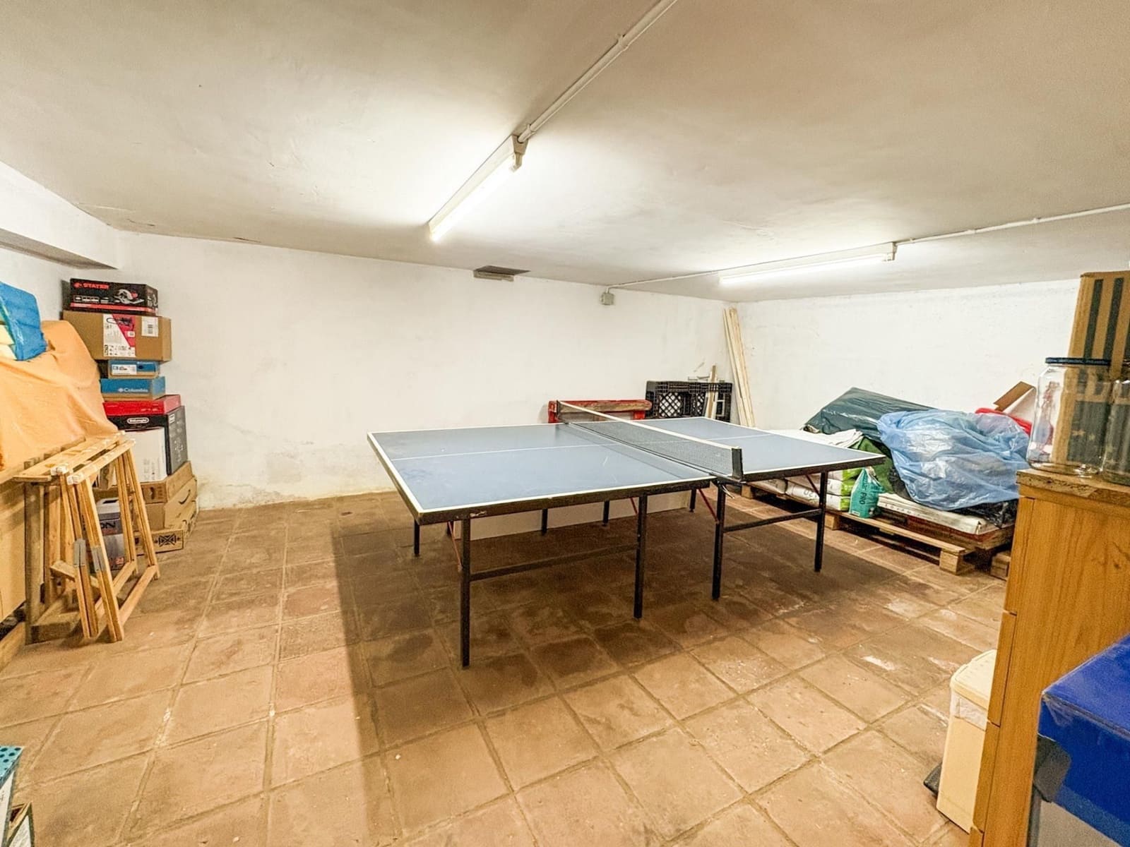 9 soveværelse Byhus til salg i Castellar del Valles med garage - € 399.000 (Ref: 9510002)