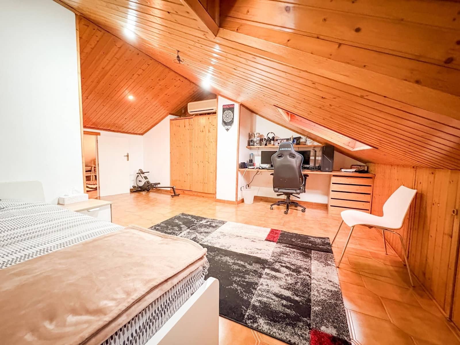 9 soveværelse Byhus til salg i Castellar del Valles med garage - € 399.000 (Ref: 9510002)