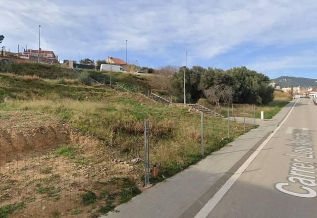 Byggetomt til salgs i Sentmenat - € 75 000 (Ref: 9510009)