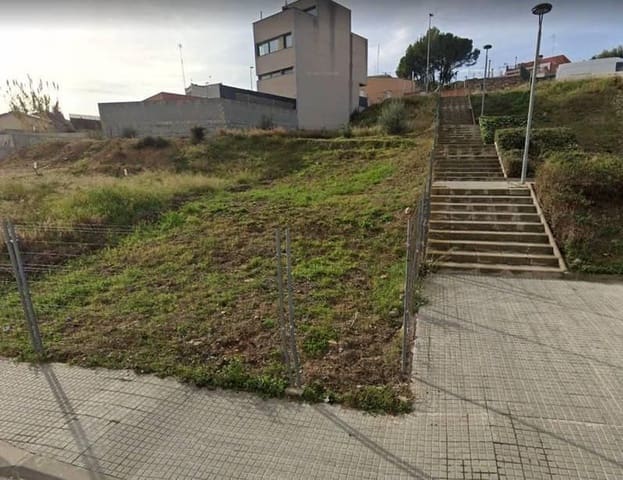 Byggetomt til salgs i Sentmenat - € 75 000 (Ref: 9510009)